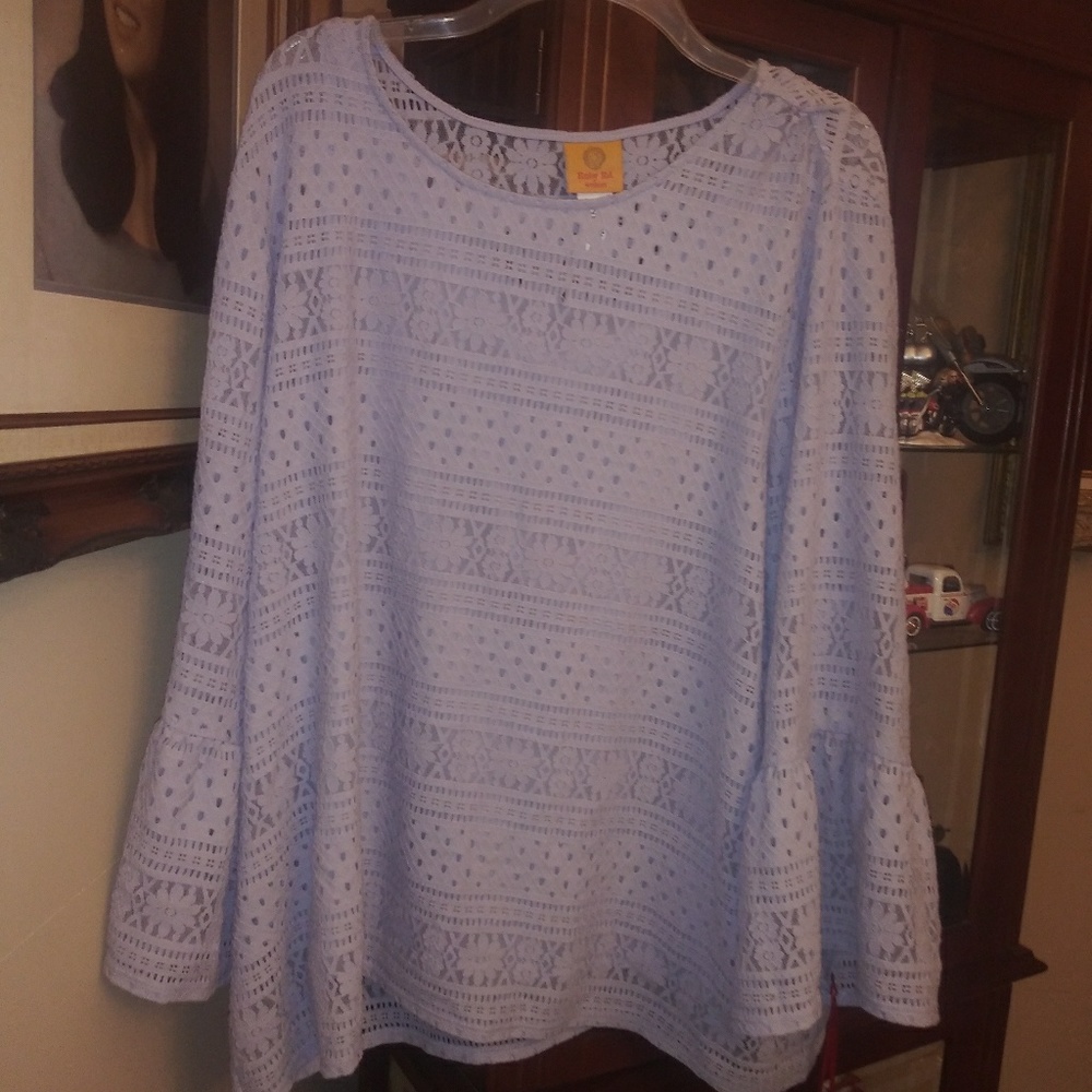 Red Camel 2x Bell sleved Top ( sky blue )